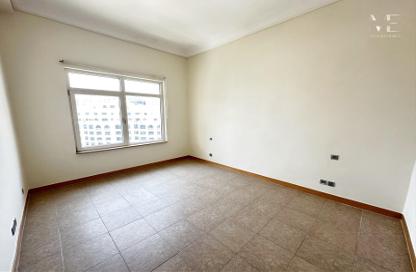 Apartment - 1 Bedroom - 2 Bathrooms for rent in Al Hamri - Shoreline Apartments - Palm Jumeirah - Dubai