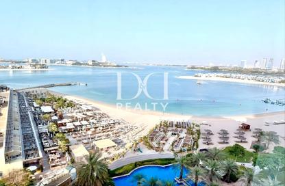 Whole Building - 1 Bedroom - 2 Bathrooms for rent in Al Das - Shoreline Apartments - Palm Jumeirah - Dubai