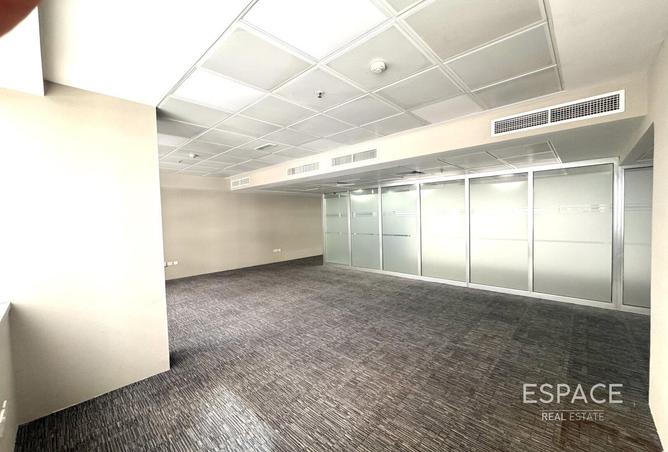 83652803 - Property Image 3