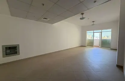 Apartment - 2 Bedrooms - 3 Bathrooms for rent in Al Majaz 1 - Al Majaz - Sharjah