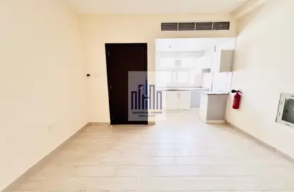 Apartment - Studio - 1 Bathroom for rent in Fire Station Road - Muwaileh - Sharjah