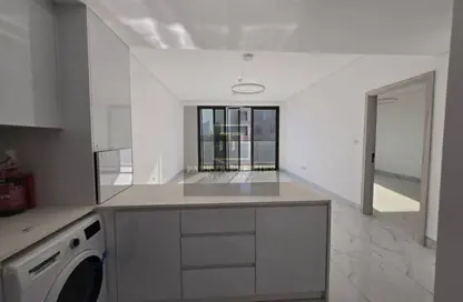 Apartment - 1 Bedroom - 2 Bathrooms for sale in Lumina Vista Residences - District 14 - Jumeirah Village Circle - Dubai
