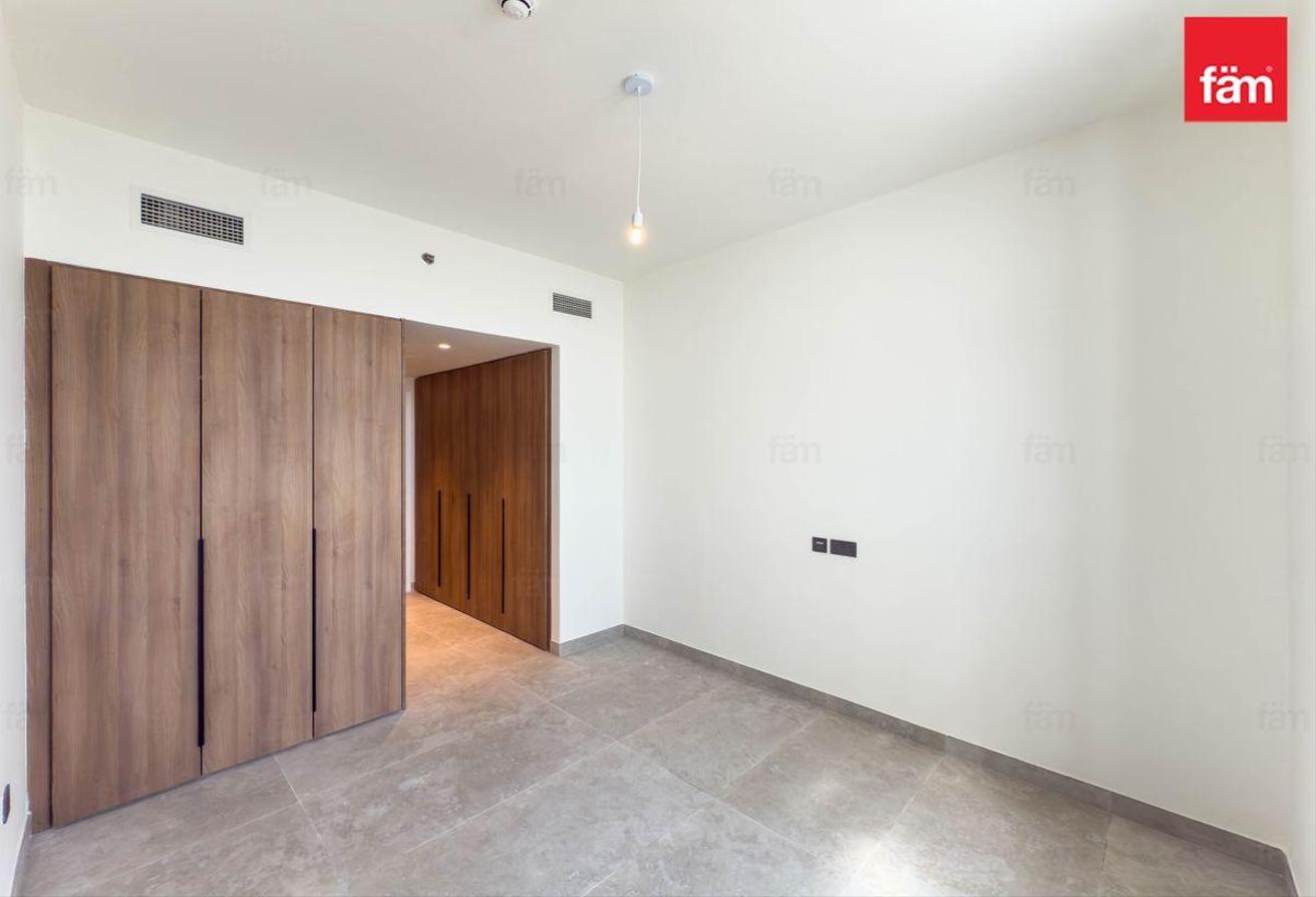 Vacant | Brand New | Big Layout | 4 Cheques photo 9