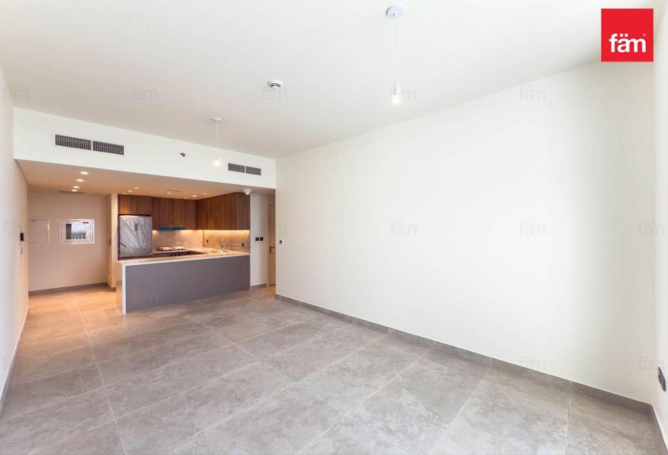 Vacant | Brand New | Big Layout | 4 Cheques photo 3