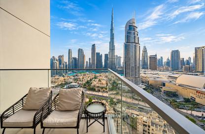 Apartment - 2 - 2 for rent in Burj Royale - Downtown Dubai - Dubai