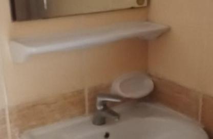 Apartment - Studio - 1 Bathroom for rent in Al Mujarrah - Al Sharq - Sharjah Apartment - Studio - 1 Bathroom for rent in Al Mujarrah - Al Sharq - Sharjah