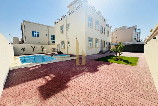 74244368 - Property Image 2