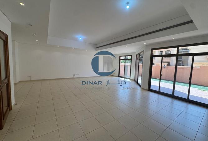 119740017 - Property Image 2