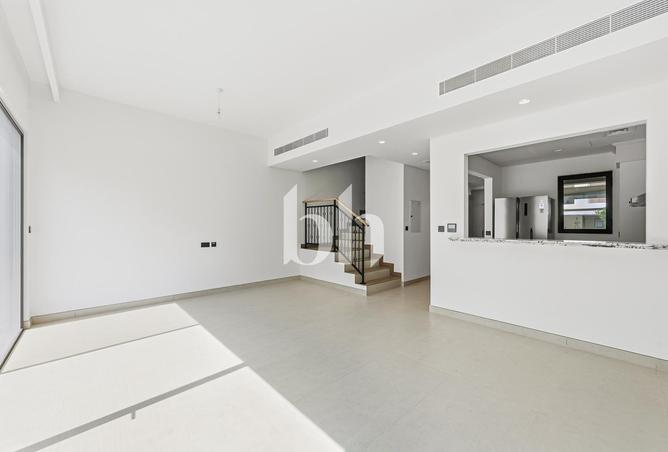 3-bed townhouse in Costa Brava 2 · Unfurnished · Brand new — photo 3