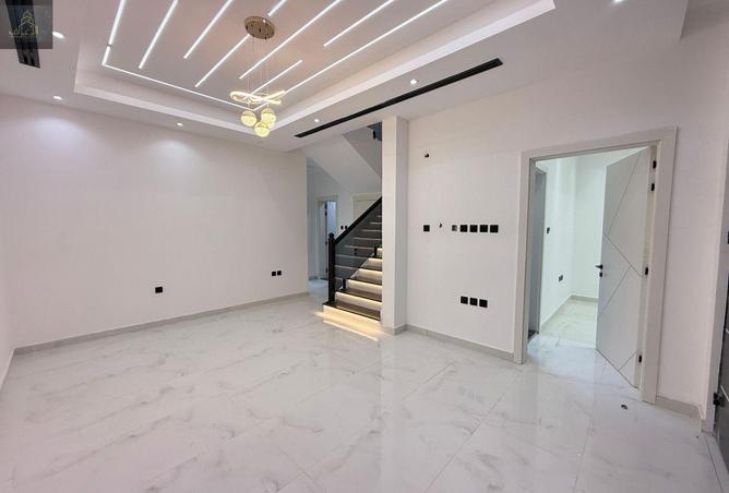 54384217 - Property Image 3