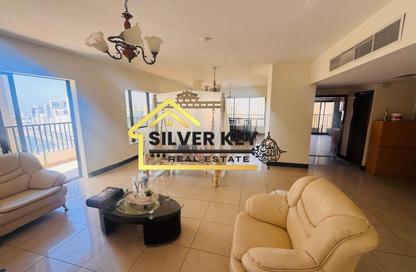 Penthouse - 3 Bedrooms - 4 Bathrooms for rent in Al Majaz 2 - Al Majaz - Sharjah Penthouse - 3 Bedrooms - 4 Bathrooms for rent in Al Majaz 2 - Al Majaz - Sharjah