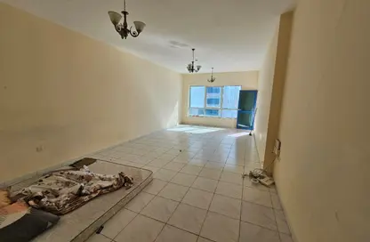 شقة - 3 غرف نوم - 4 حمامات للايجار في شارع التعاون الجديد - التعاون - الشارقة