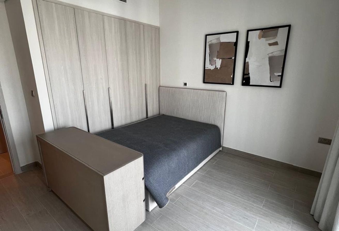 Elegant 2BR+M | Furnished | Stunning Views