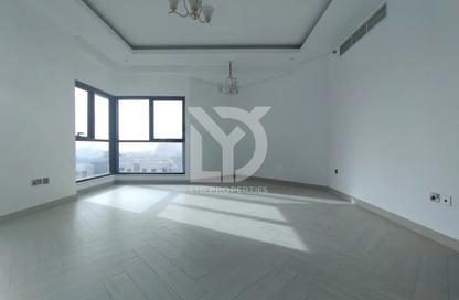 Apartment - 3 Bedrooms - 4 Bathrooms for rent in Al Hudaiba - Bur Dubai - Dubai