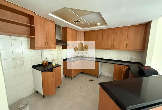 81523227 - Property Image 2