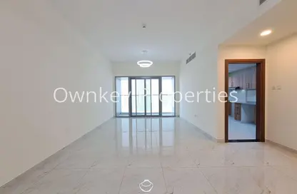 Apartment - 2 Bedrooms - 3 Bathrooms for rent in Titanium Tower - Al Karama - Dubai