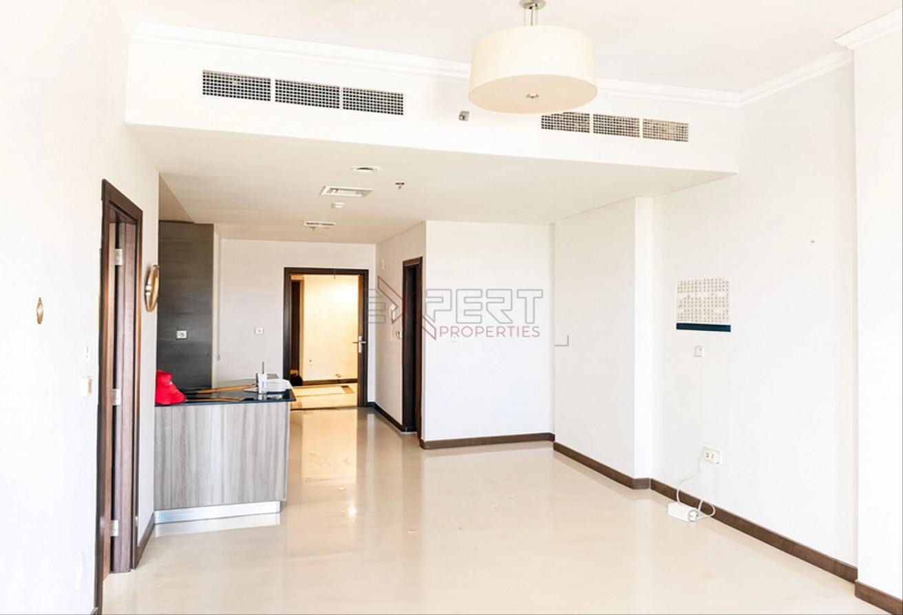 Well-Maintained | Vacant Now | Negotiable photo 2