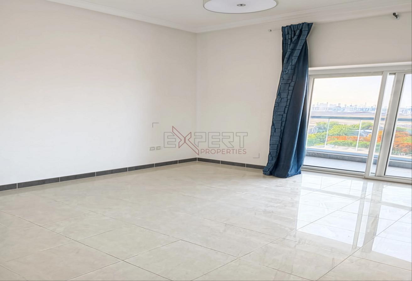 Well-Maintained | Vacant Now | Negotiable photo 8
