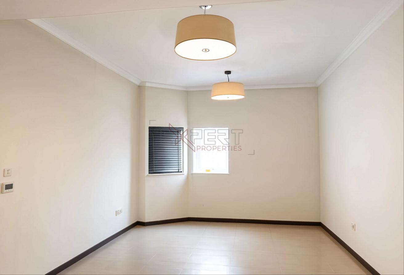 Well-Maintained | Vacant Now | Negotiable photo 6