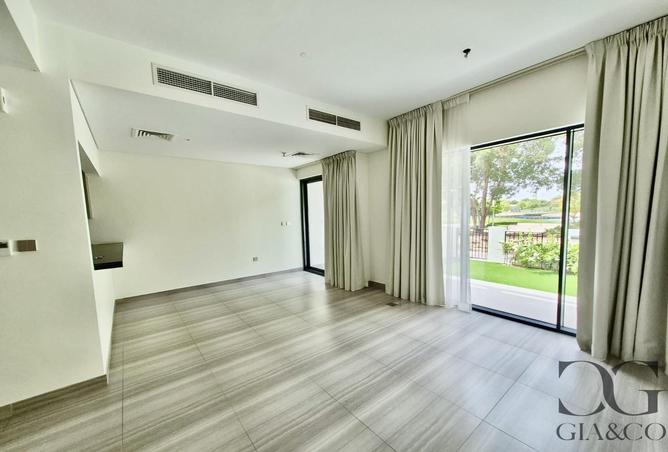 88734764 - Property Image 3