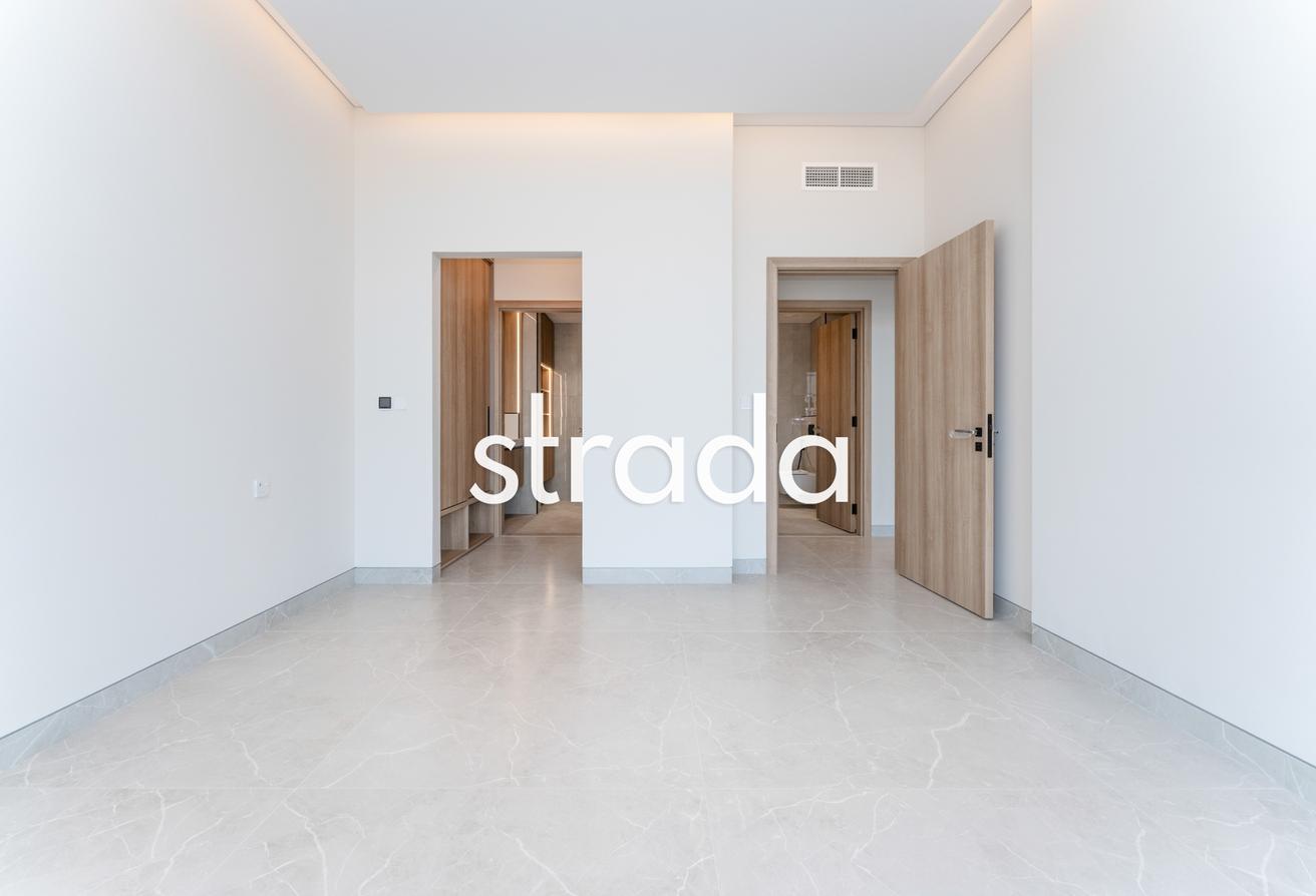 Available | Massive Layout | Resort Style Living photo 12
