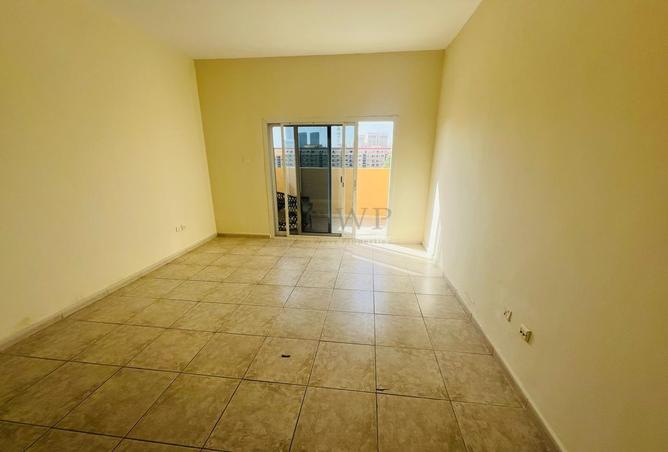 81122363 - Property Image 2