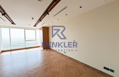 Office Space - Studio - 1 Bathroom for rent in Churchill Executive Tower - Churchill Towers - Business Bay - Dubai