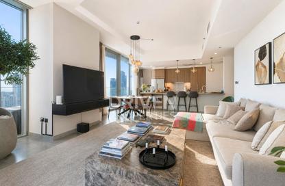 Apartment - 2 - 4 for sale in Stella Maris - Dubai Marina - Dubai