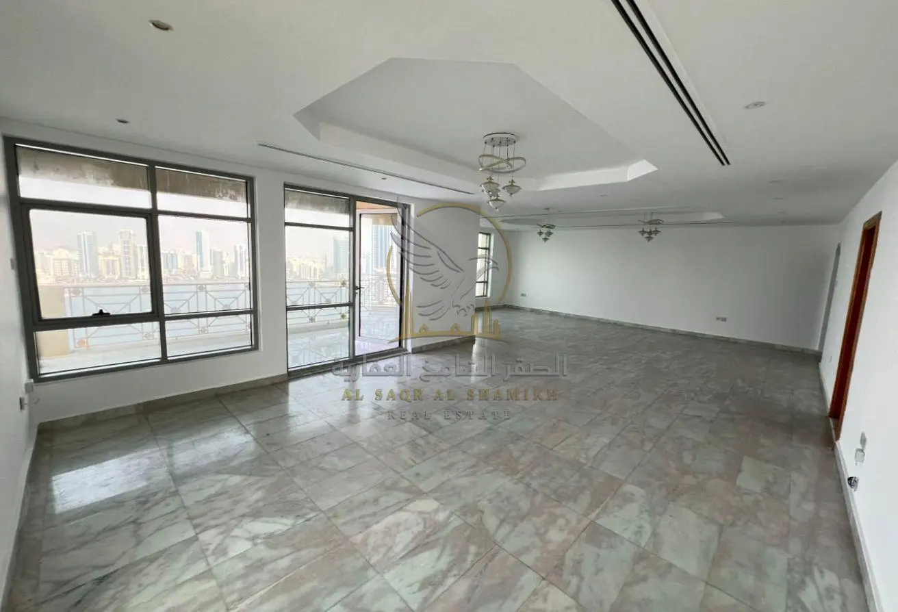 163273827 - Property Main Image