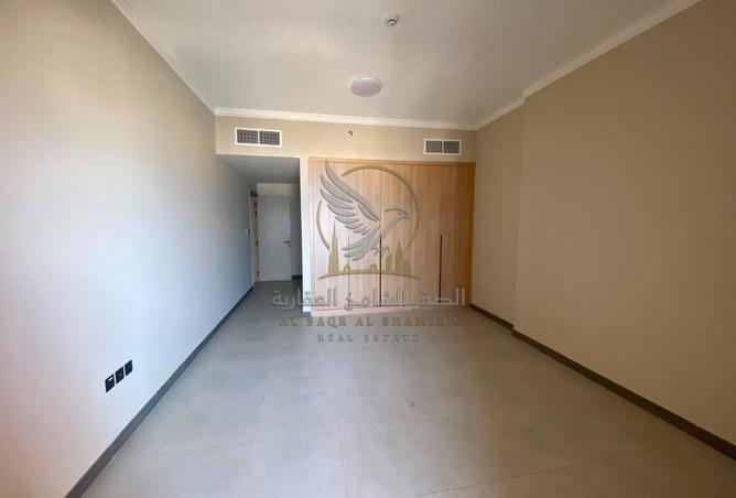 124731588 - Property Image 3