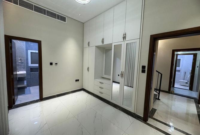 87860363 - Property Image 2