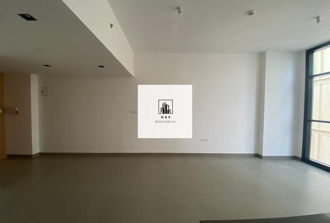 102820494 - Property Image 3