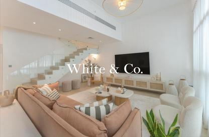 Apartment - 3 Bedrooms - 5 Bathrooms for sale in Marina Quays Villas - Marina Quays - Dubai Marina - Dubai