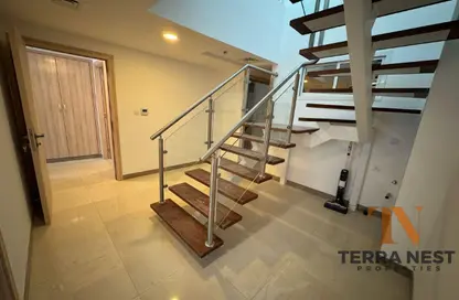 شقة - 2 غرف نوم - 3 حمامات للايجار في فيلا مايرا - منطقة 15 - قرية جميرا الدائرية - دبي