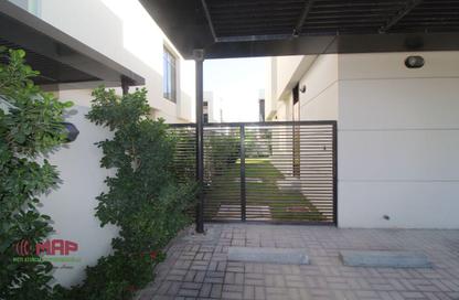 Villa - 5 Bedrooms - 6 Bathrooms for rent in Brookfield - Damac Hills - Dubai