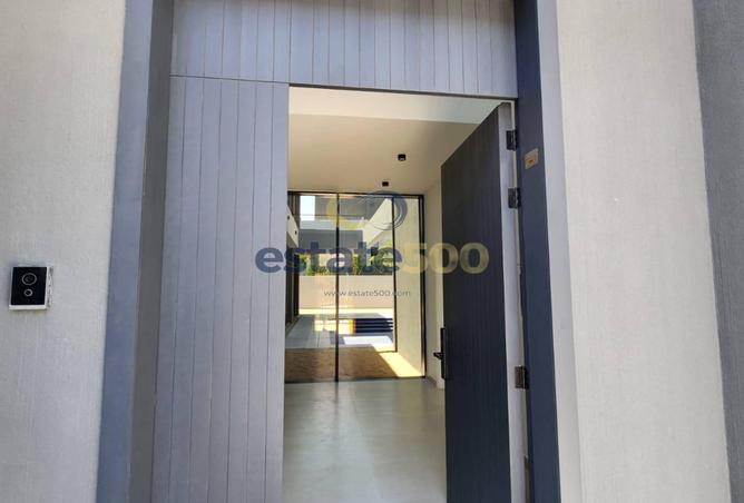 56548905 - Property Image 3