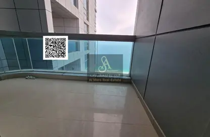 شقة - 2 غرف نوم - 2 حمامات للبيع في برج الكورنيش - طريق كورنيش عجمان - عجمان