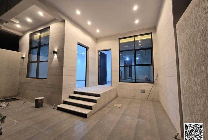 57381350 - Property Image 2