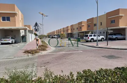 Apartment - 3 Bedrooms - 4 Bathrooms for rent in Manazel Al Reef 2 - Al Samha - Abu Dhabi