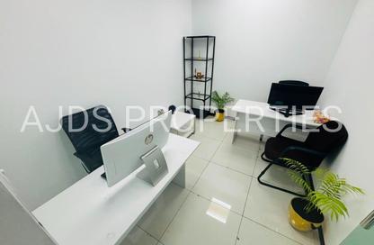 Office Space - Studio - 1 Bathroom for rent in Al Fajer Complex - Oud Metha - Bur Dubai - Dubai