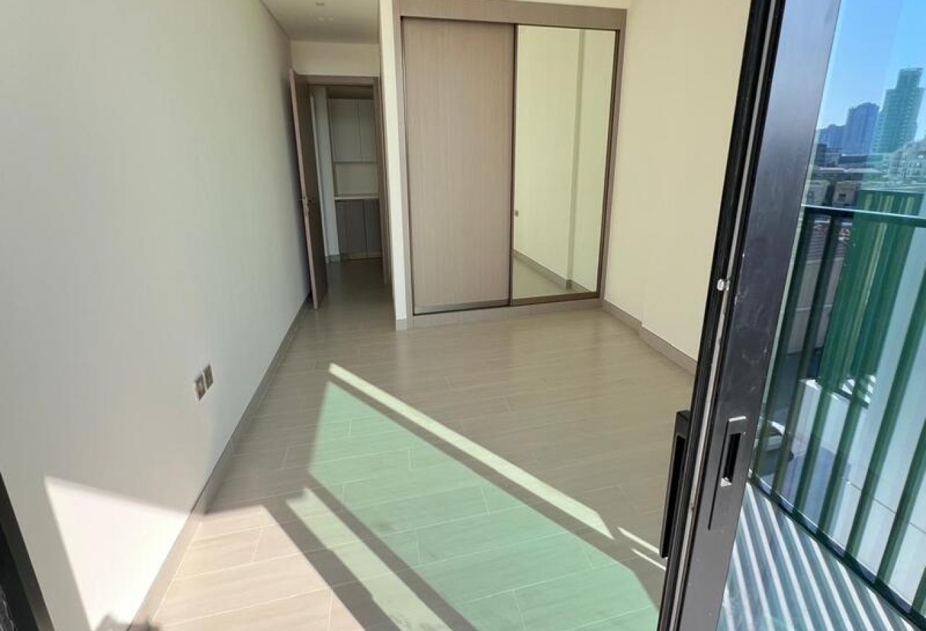 HOT DEAL | VACANT | NEGOTIABLE | OPEN VIEW gallery image
