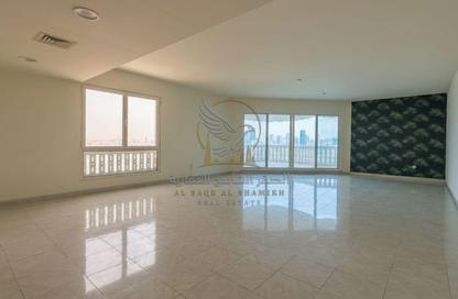 Apartment - 4 - 5 for rent in Al Majaz 3 - Al Majaz - Sharjah Apartment - 4 - 5 for rent in Al Majaz 3 - Al Majaz - Sharjah