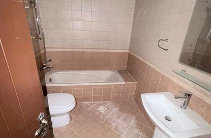 Apartment - 3 - 4 for sale in Al Khan Corniche - Al Khan - Sharjah Apartment - 3 - 4 for sale in Al Khan Corniche - Al Khan - Sharjah