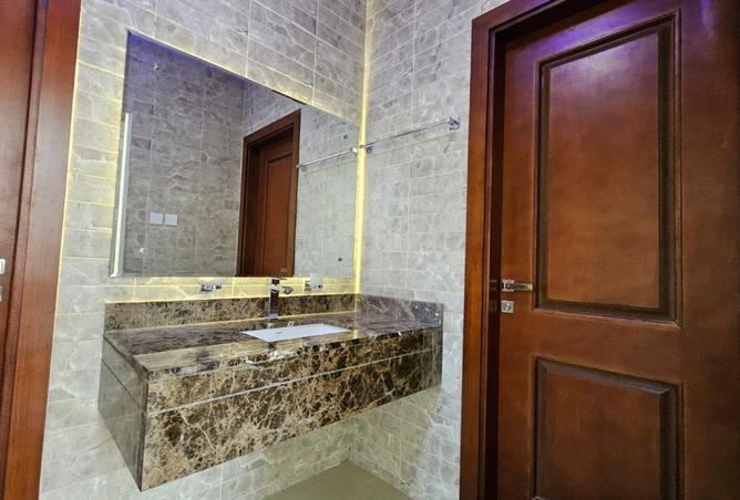 111850440 - Property Image 3