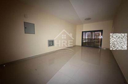 Apartment - 2 Bedrooms - 3 Bathrooms for rent in Al Jurf 2 - Al Jurf - Ajman Downtown - Ajman