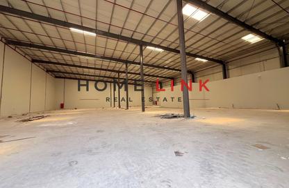 Warehouse - Studio for rent in Al Sajaa - Sharjah