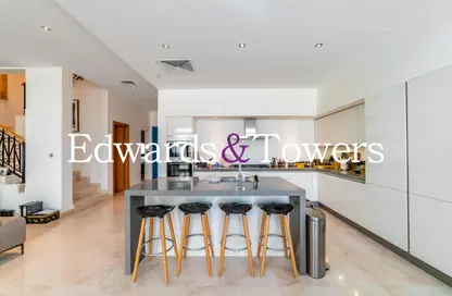 Villa - 5 Bedrooms - 6 Bathrooms for rent in Palma Residences - Palm Jumeirah - Dubai