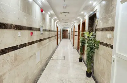 شقة - 1 حمام للايجار في الشامسي 1 - تجارية مويلح - الشارقة