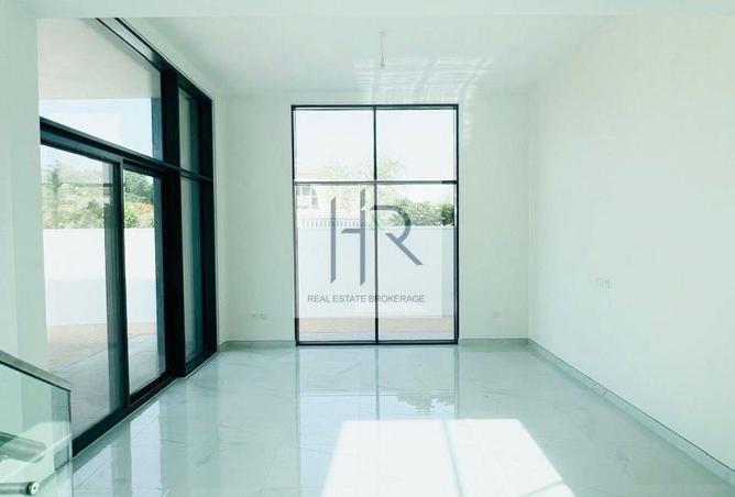100399246 - Property Image 3