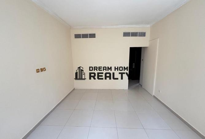 82367469 - Property Image 2